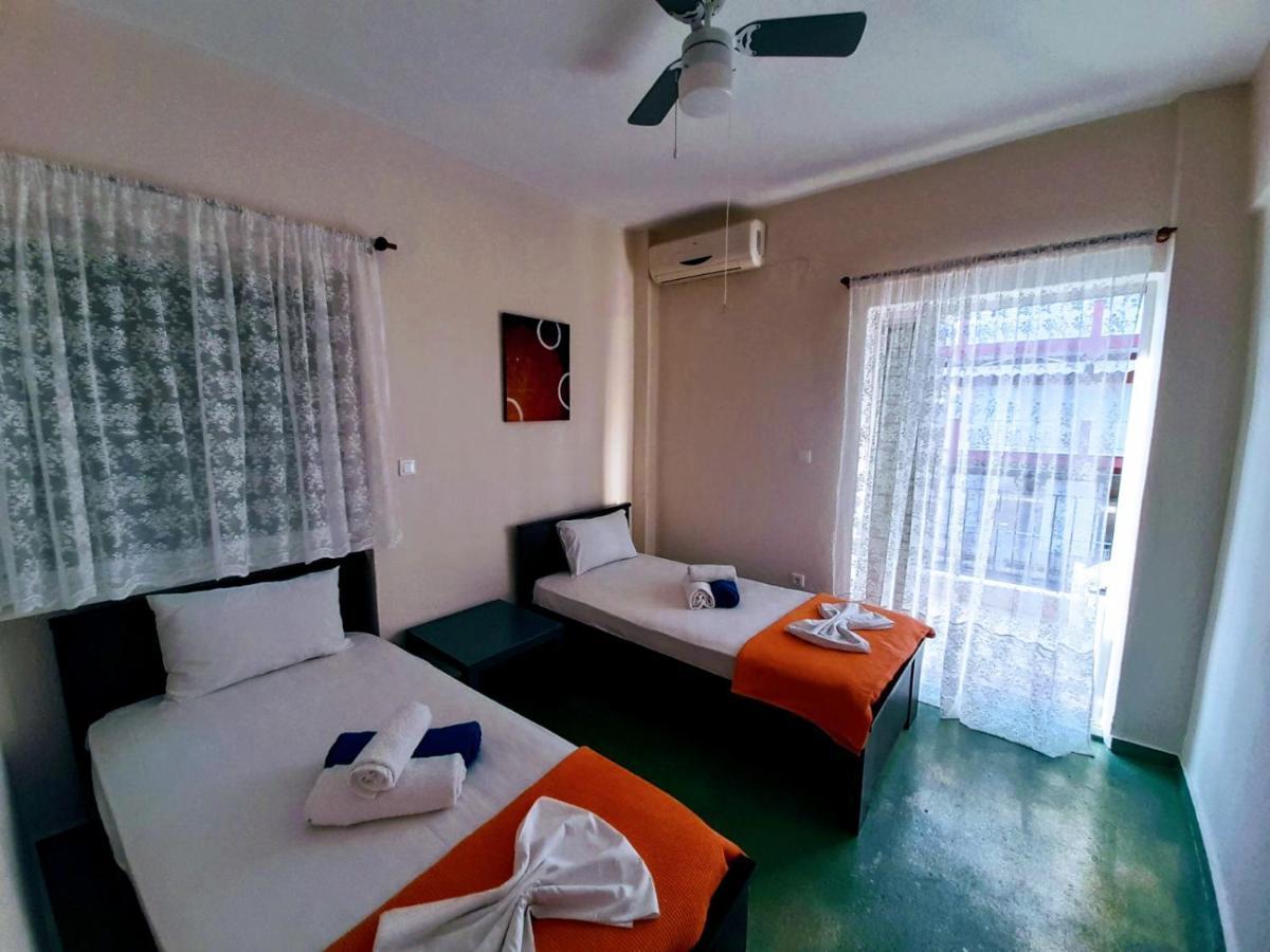Villa California Paralia Dionysiou Exterior photo