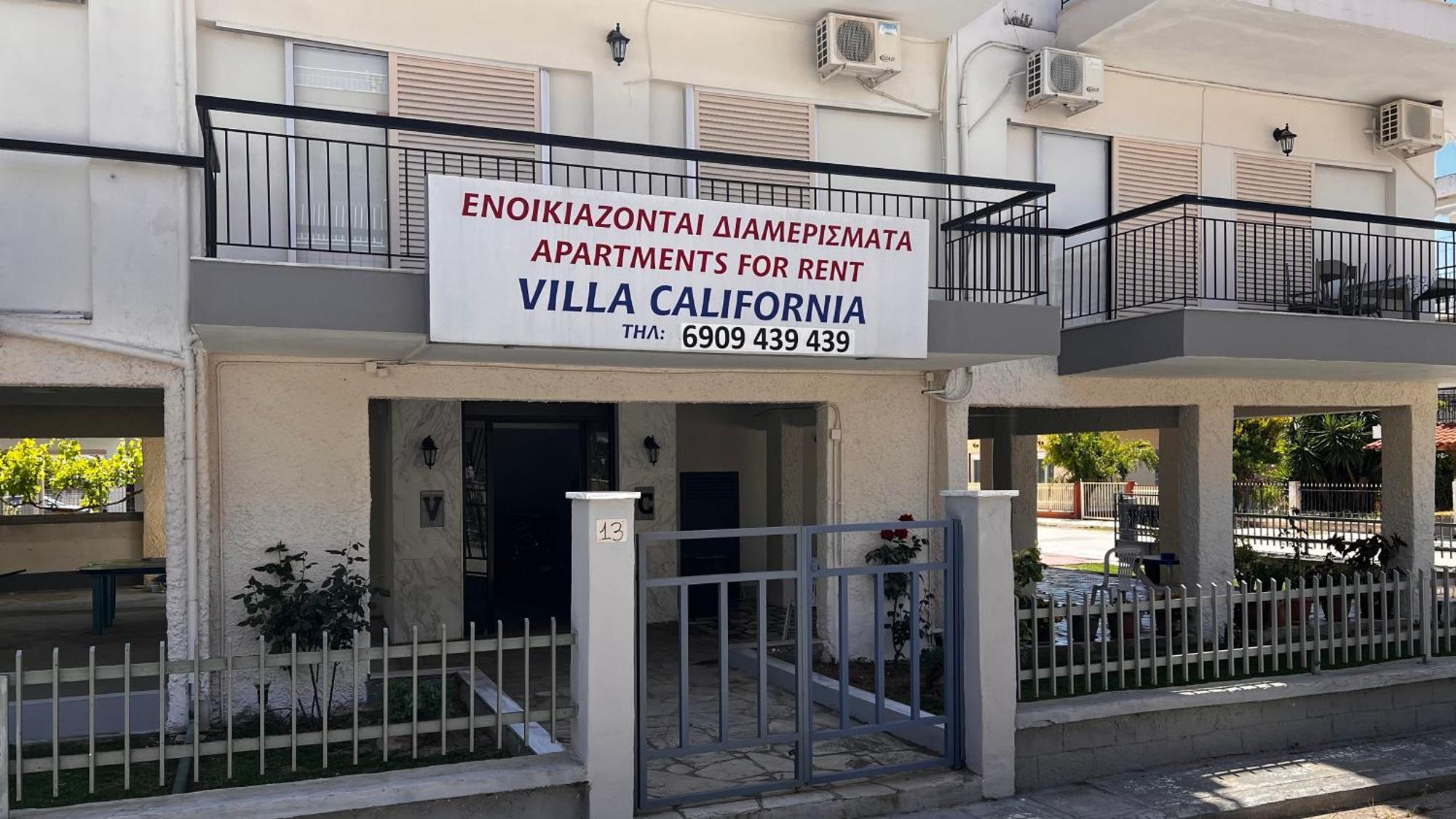 Villa California Paralia Dionysiou Exterior photo